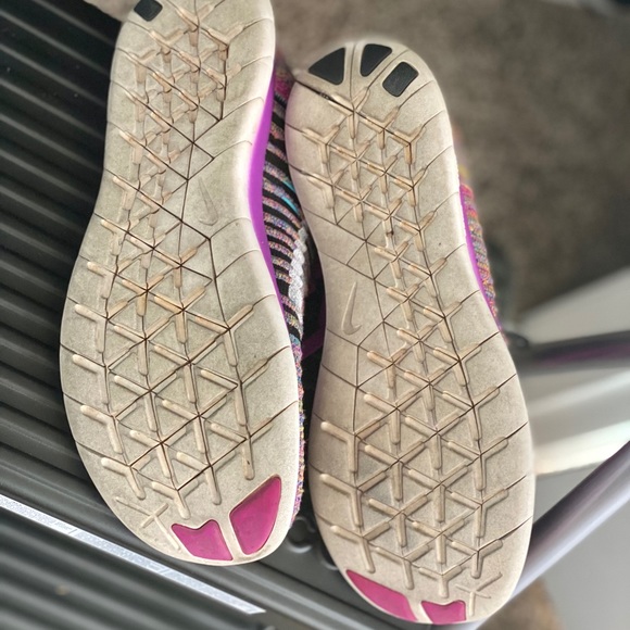 Nike Purple Flyknit Trainers - Picture 4 of 4